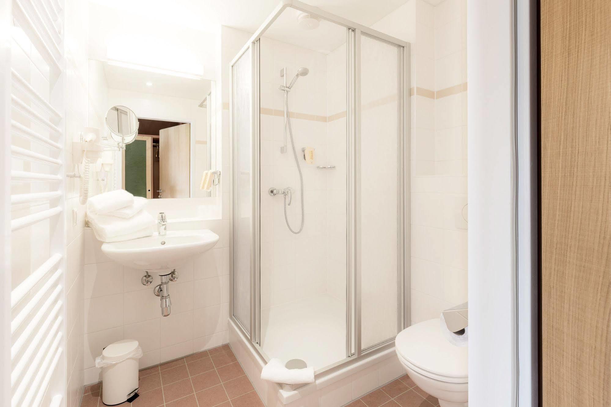 Jufa Hotel Stubenbergsee Luaran gambar